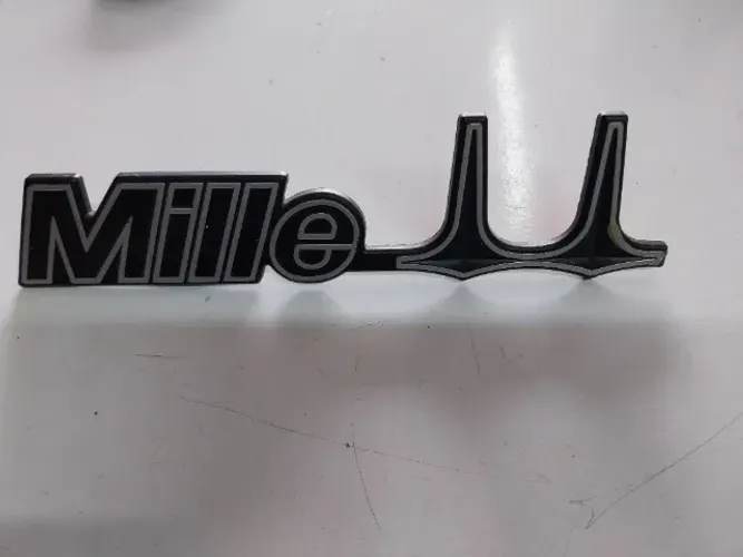 Emblema Mille Uno