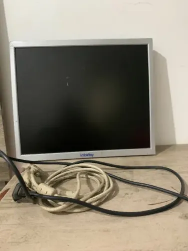 Monitor 17 polegadas funcionando perfeitamente
