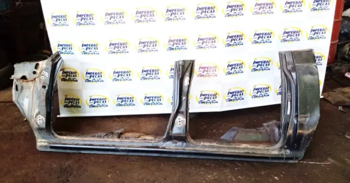 Lateral Coluna Caixa Ar Hilux 01/02 Le #39522