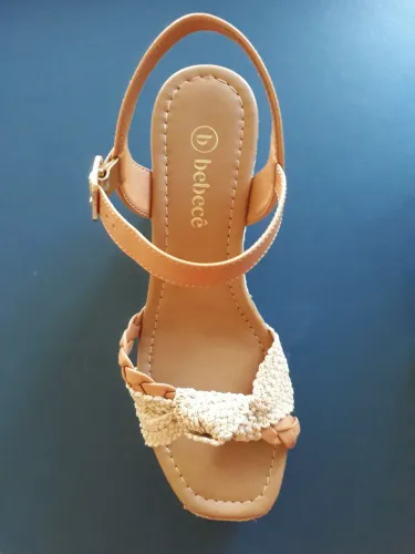 Sandália Bebece Bege