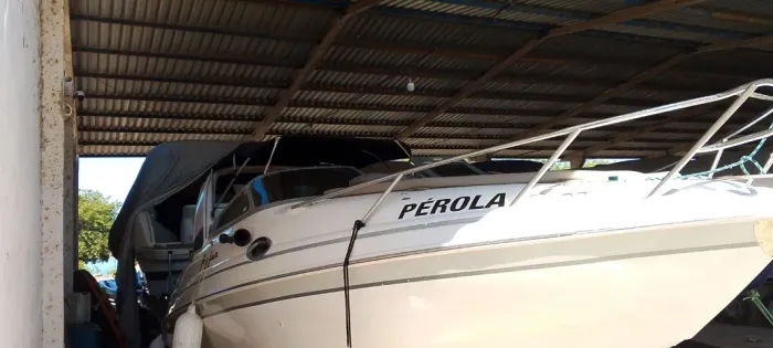 Lancha Focker 255 Cabinada