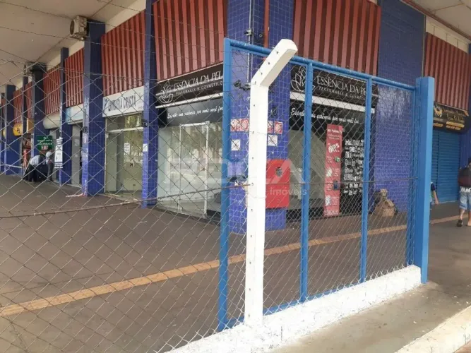 Box Comercial para locação e venda no Centro, em Ribeirão Preto.