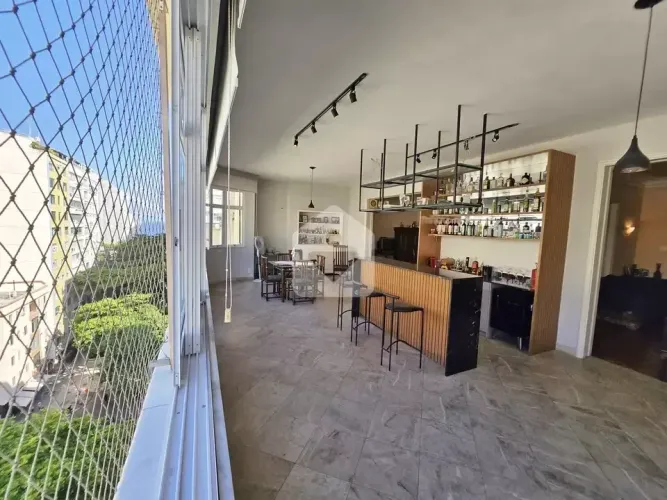 Apartamento para venda com 4 quartos, 330m² - Copacabana - Rio de Janeiro/RJ