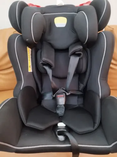 Cadeira infantil para carro Burigotto Infinity black - 0 a 36 kg