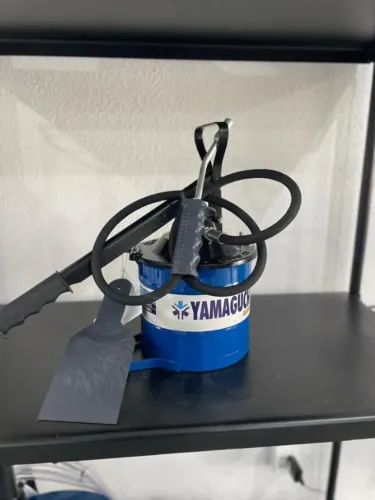 Bomba Manual para Graxa 4Kg Modelo 211 c/ Mangueira 1,5m - Yamaguchi