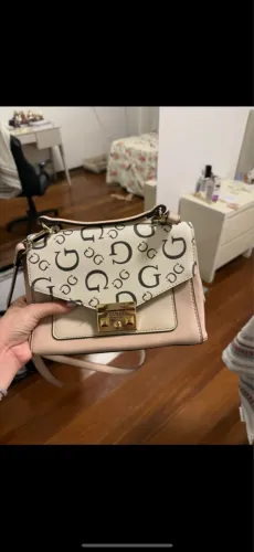 Bolsa Guess Original - Elegância e Estilo