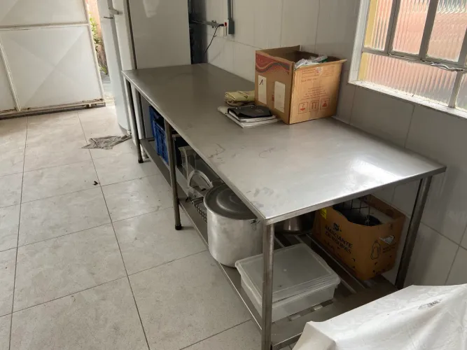 Bancada e prateleira em Inox reforçado 