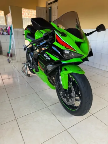 KAWASAKI NINJA ZX-6R 636 2025