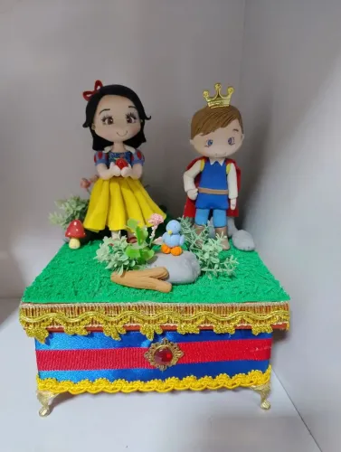 Caixa personalizada Branca de Neve