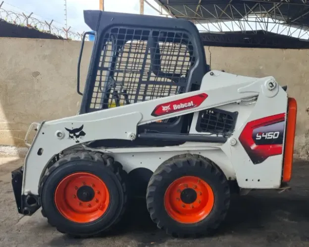 Minicarregadeira Bobcat S450 Ano 2021 1742,9hs Aberta Alava.