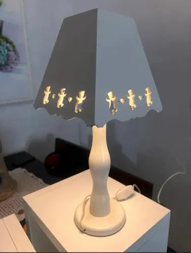 Luminária para quarto de bebê 