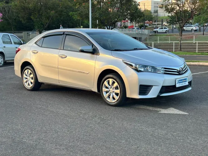 Toyota Corolla GLI 1.6 16V 2017
