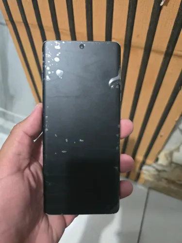 Moto edge 50 normal com defeito