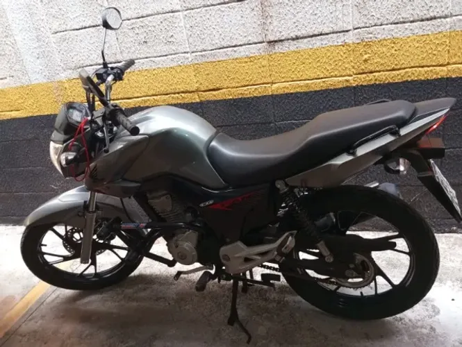 Moto HONDA FAN 160 cc. ANO 20/21. KM: 12256. 