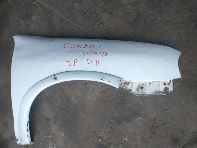 Paralama dianteiro direito gm Corsa wind 98/00