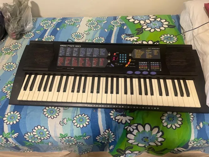 Teclado Yamaha PSR 180