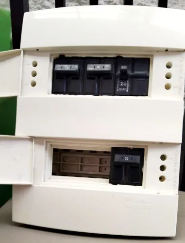 Quadro De Distribuição Pial Legrand montada para Disjuntores Pial Legrand  