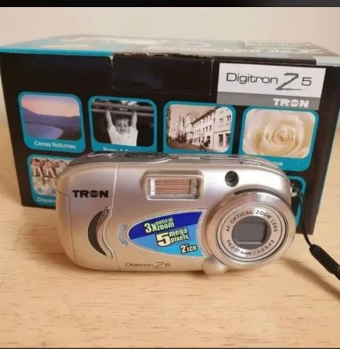 Camera digital tron 