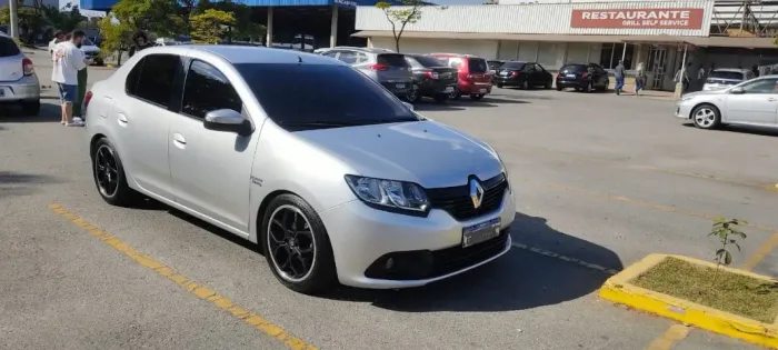 Rodas Scorro Racing Aro 17 furação 4x100 com pneus em bom estado.