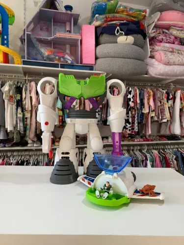 Robô Buzz lightyear