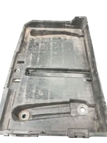 SUPORTE DA BATERIA MERCEDES C300 DO MERCEDES C300 2020/2020