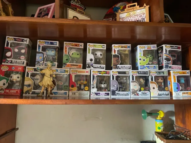 Coleção de Funko Pops - Personagens diversos