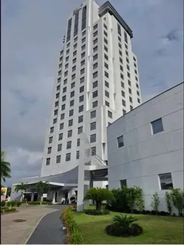Sala mobiliada com 28 M2 - Edifício Skye Platinum 