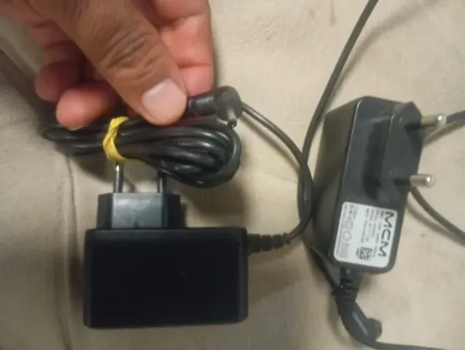 carregador de notebook positivo original ponta fina Carregador original Positivo para note