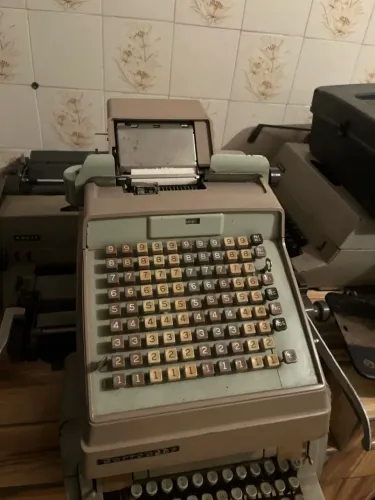 Calculadora Mecânica Facit Antiga - Colecionador
