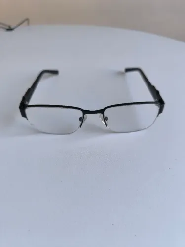 Armação de óculos Semi-nova