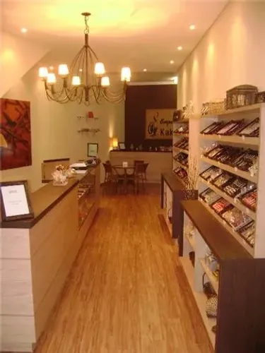 Instalações Comerciais Chocolataria Bazar Mercearia 9 Móveis