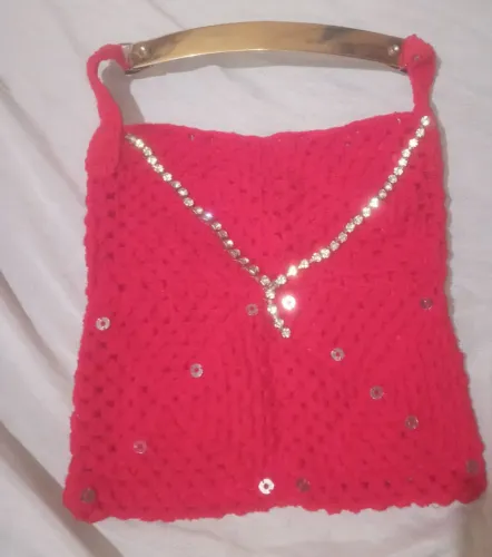 Bolsa Vermelha de Crochê Feminino