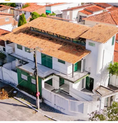 belíssima casa em Jaguaribe na av. principal com 6 quartos suites 499.900