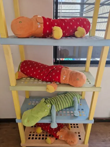 Lote 4 Pelúcias Travesseiro Coleção Barnslig IKEA Hipopótamo e Jacaré