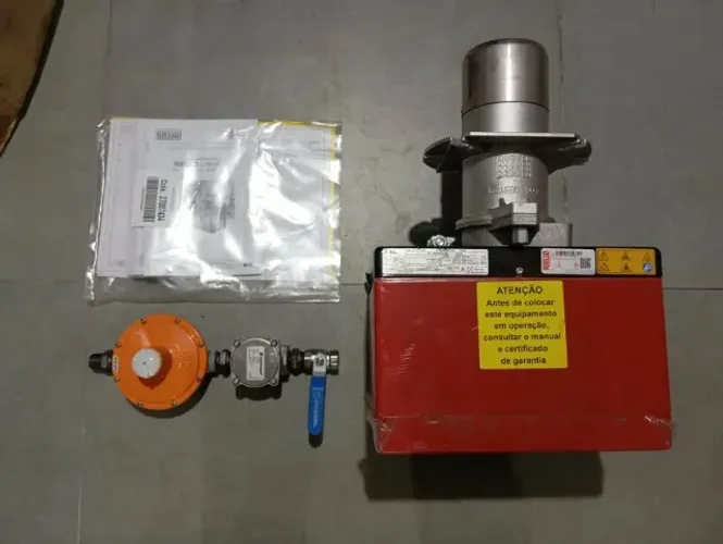 Queimador a Gás Riello 40 FS5 220V com Regulador e Válvulas