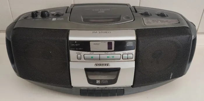 Rádio Gravador Aiwa Es-225 Descrição 