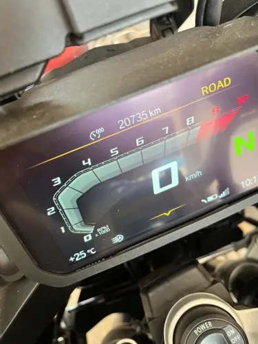 BMW F-850 GS ADVENTURE TRIPLE BLACK PREMIUM