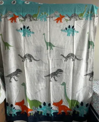 Cortina infantil dinossauro