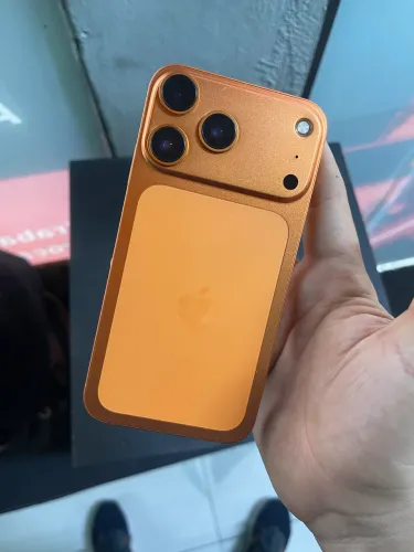 iPhone xr no 17 pro pra vender baratinho todo bom 