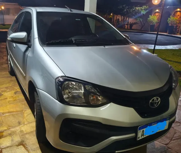 Toyota Etios X Plus Sedan 1.5 Flex 16V 4P Mec. 2021