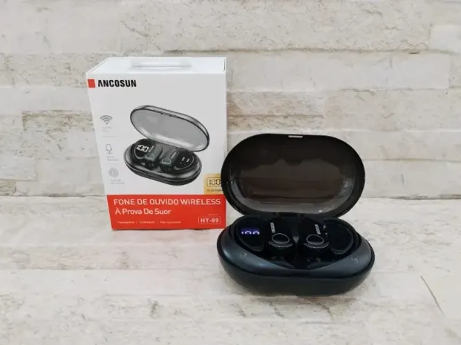 Fone Bluetooth Esportivo com Gancho Base de Carga LED Grave Potente