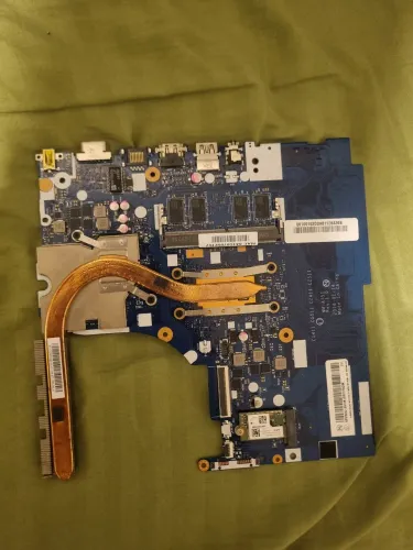 Placa Notebook Lenovo Ideapad 310-15ISK com defeito