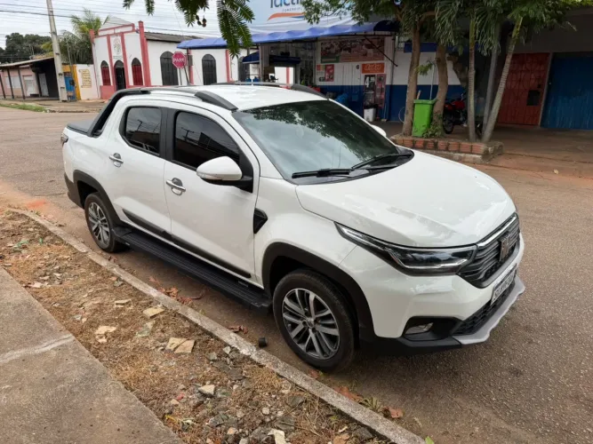 Fiat Strada Volcano 1.3 Flex 8V CD 2023