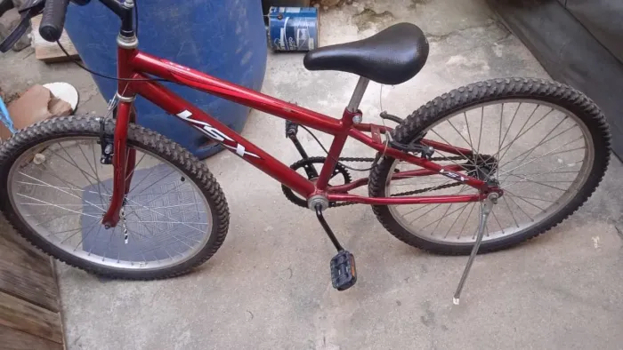 Vendo bicicleta aro 24 seminova