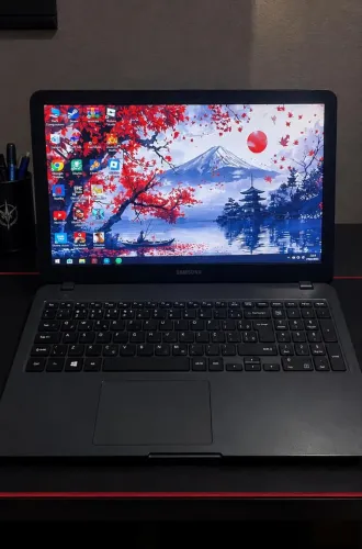 VENDO NOTEBOOK SAMSUNG i3 7ª GERAÇÃO ? TELA FULL HD!!!