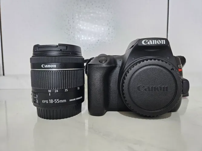 Câmera Canon SL3 + Lente 18-55mm + 4 baterias e mais