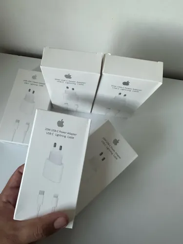 Carregador de IPhone 20W 