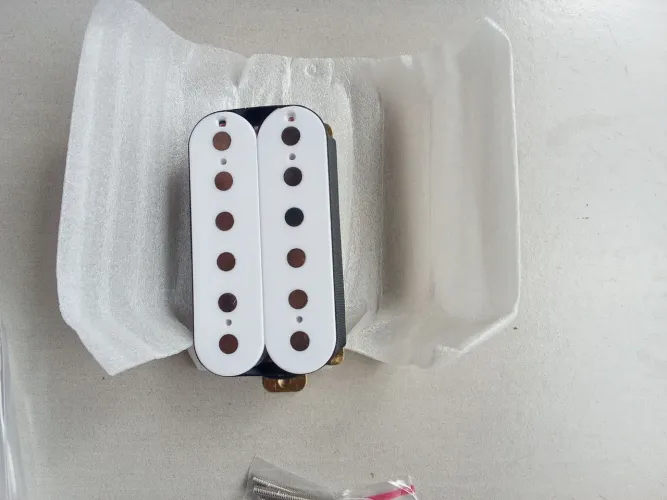 Par Captadores duplo branco novo<br>(Obs não aceita troca apenas venda).<br>