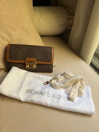 Bolsa carteira Michael kors