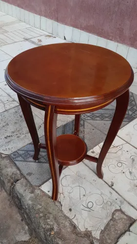 Faço reformas em móveis de madeira em geral!!!